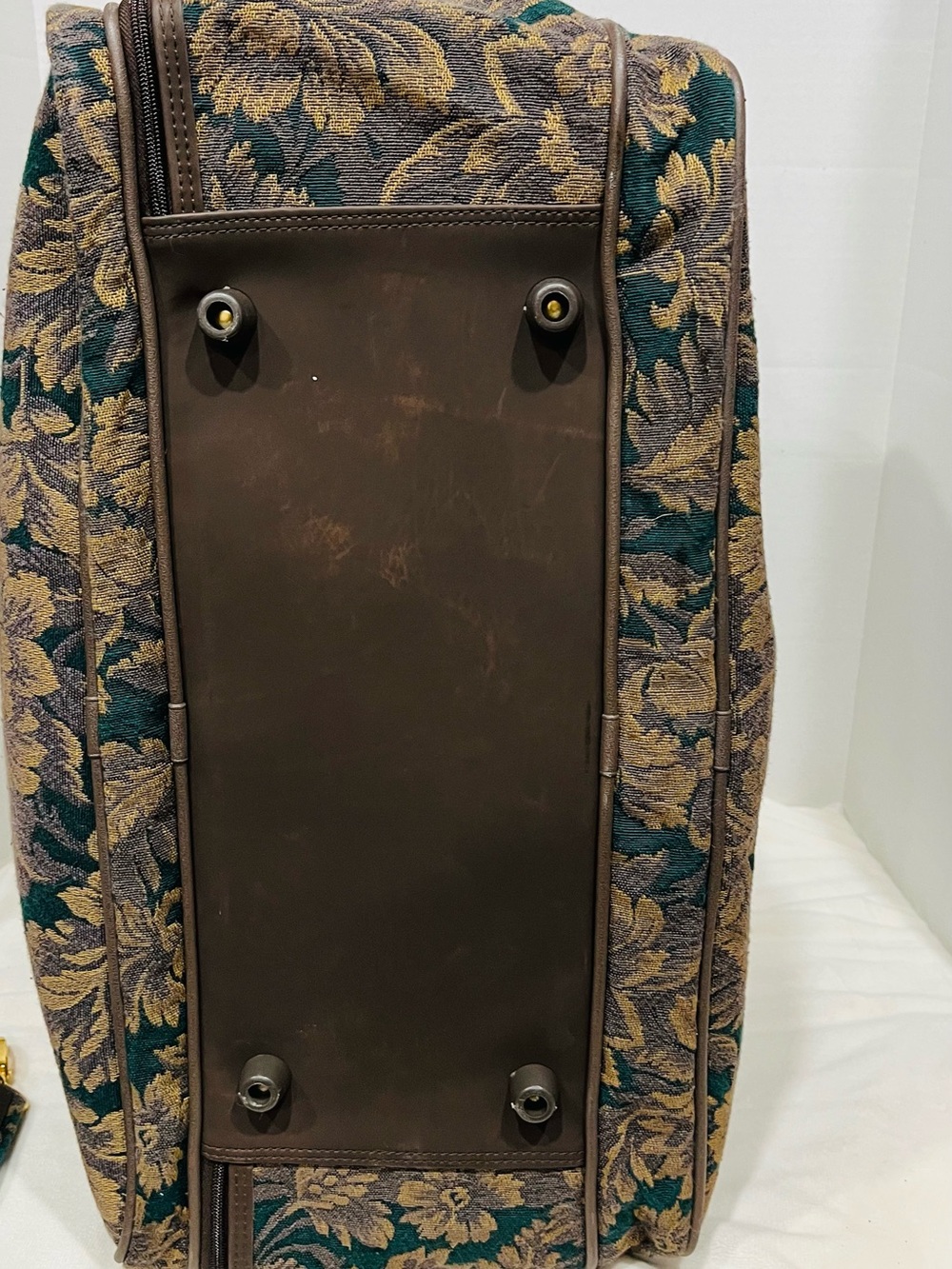 Vintage Protocol Floral Jacquard Travel Tote - Picture 9 of 10